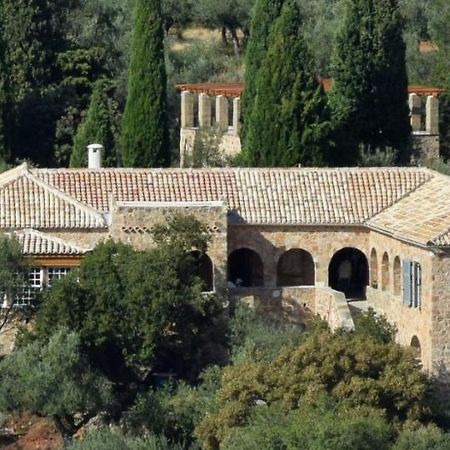Bed and Breakfast Patrick & Joan Leigh Fermor House Kardhamili Exterior foto