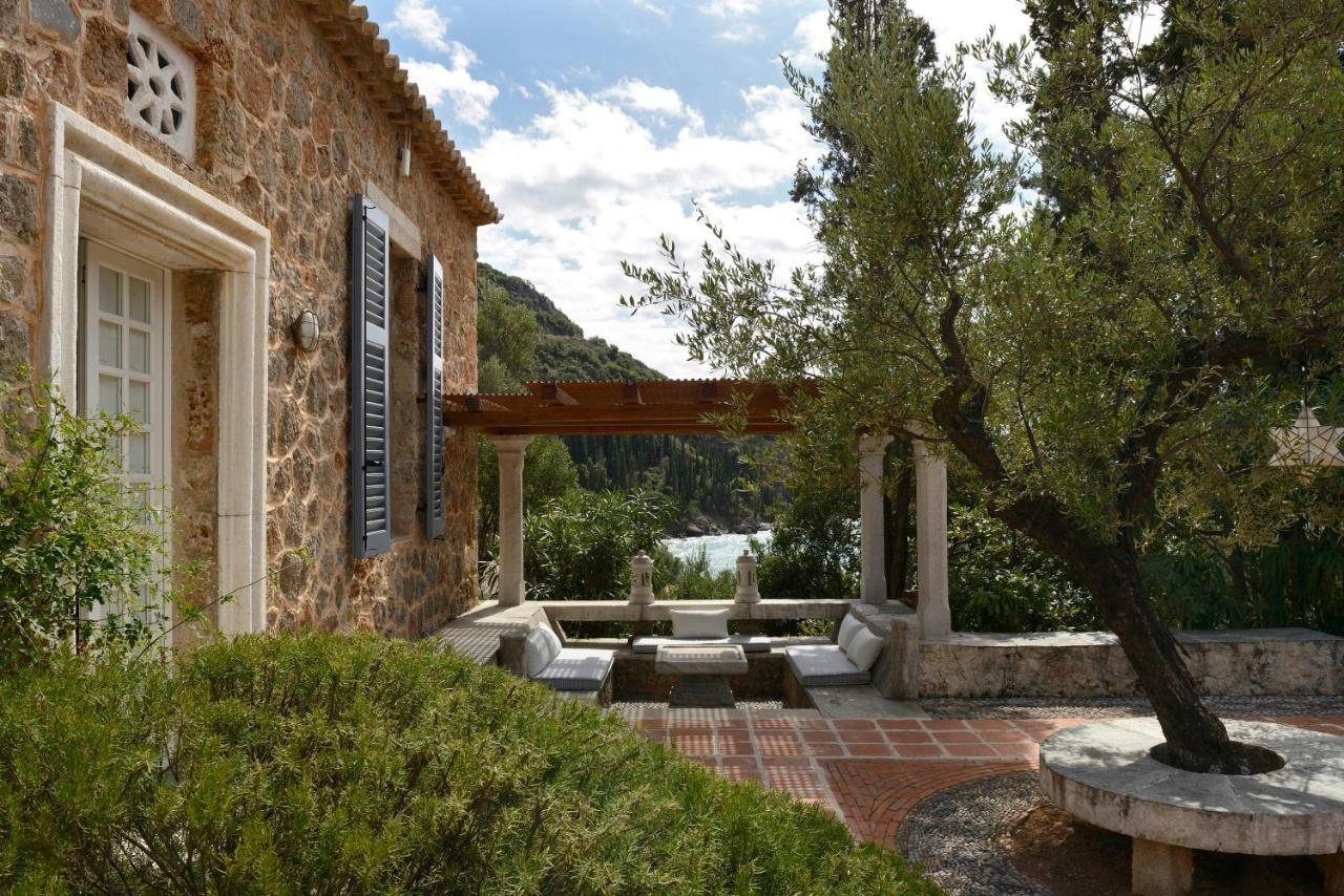 Bed and Breakfast Patrick & Joan Leigh Fermor House Kardhamili Exterior foto