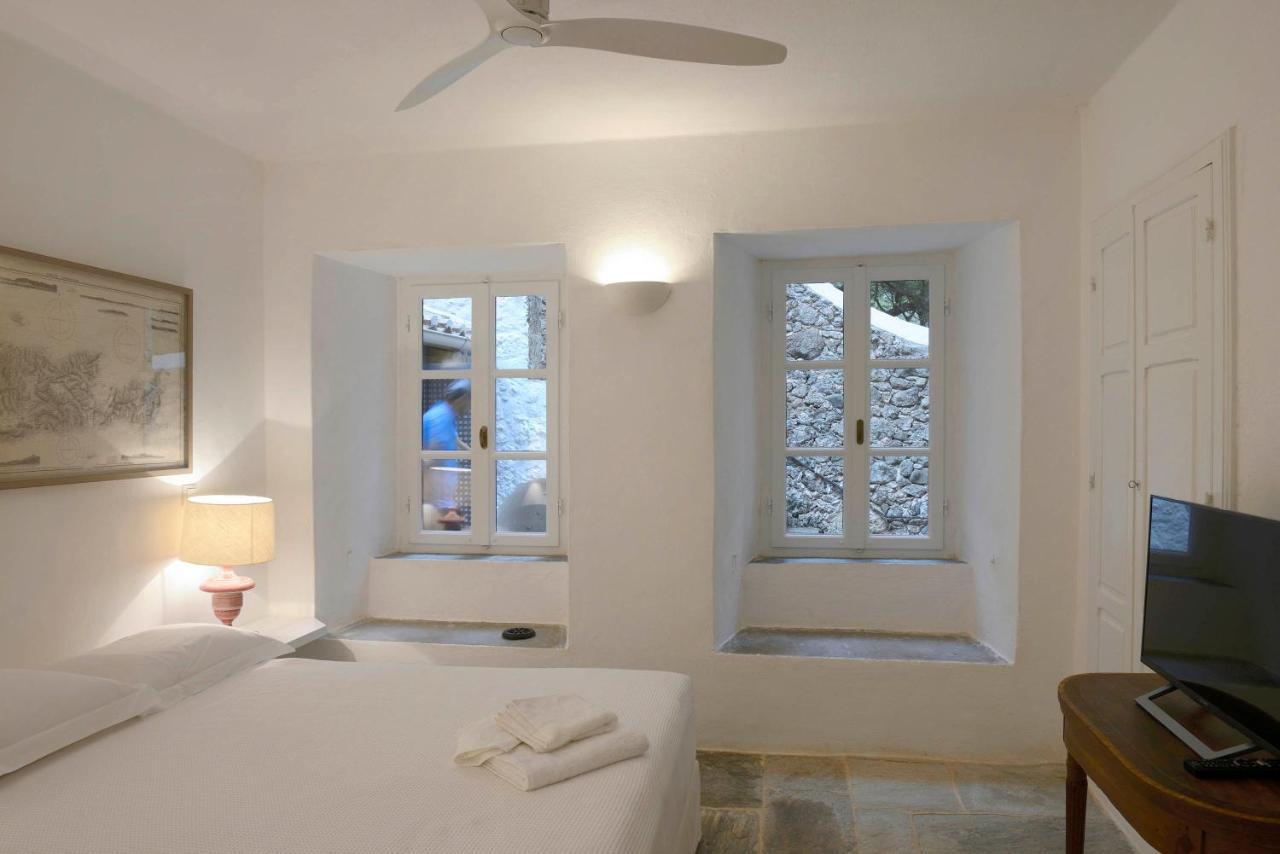 Bed and Breakfast Patrick & Joan Leigh Fermor House Kardhamili Exterior foto