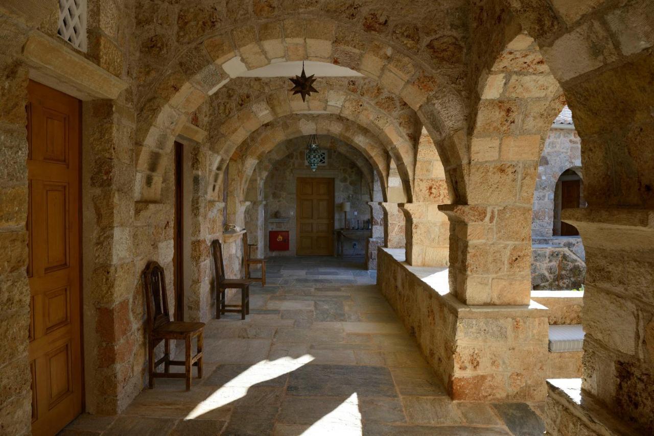 Bed and Breakfast Patrick & Joan Leigh Fermor House Kardhamili Exterior foto