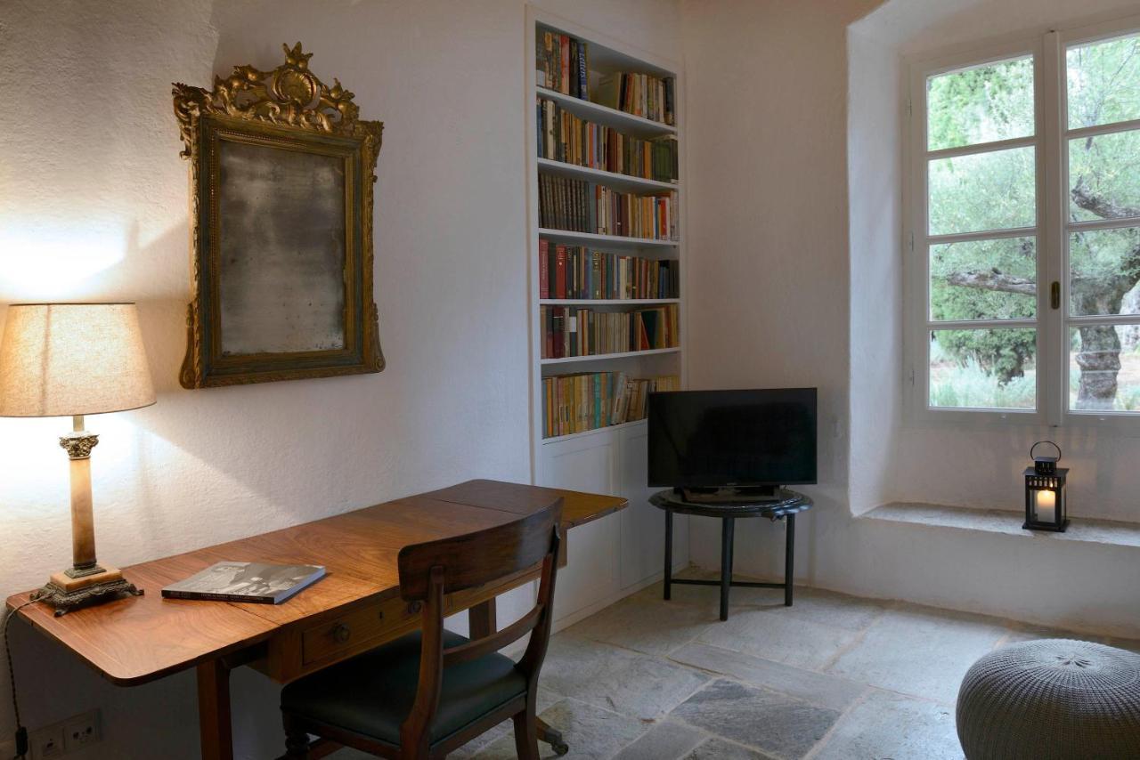 Bed and Breakfast Patrick & Joan Leigh Fermor House Kardhamili Exterior foto
