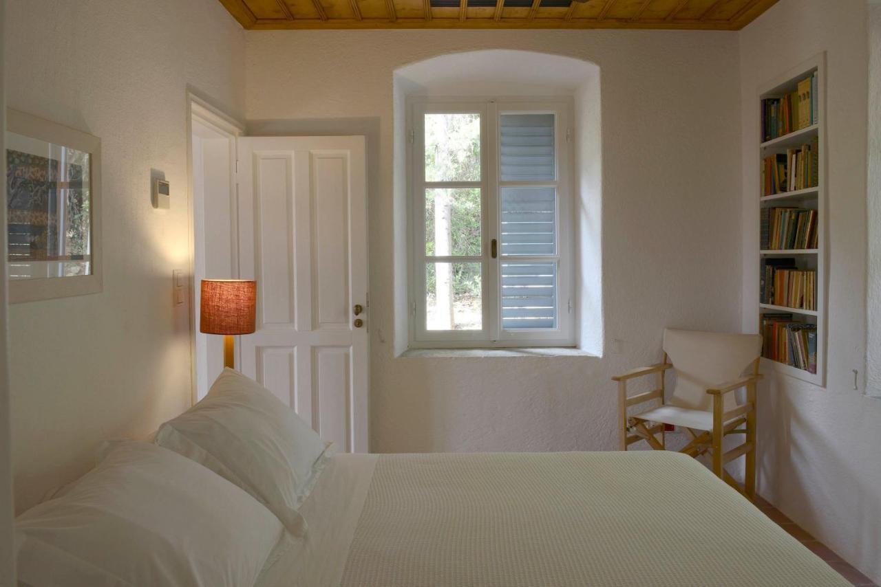Bed and Breakfast Patrick & Joan Leigh Fermor House Kardhamili Exterior foto