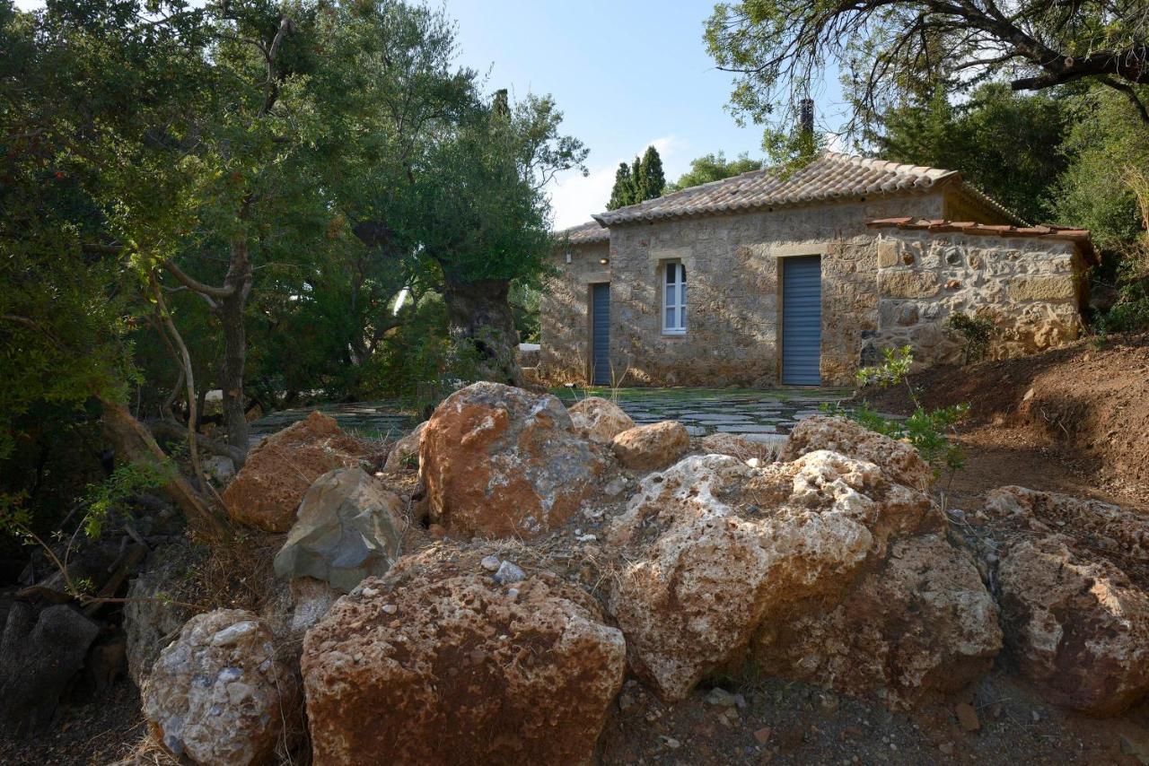 Bed and Breakfast Patrick & Joan Leigh Fermor House Kardhamili Exterior foto