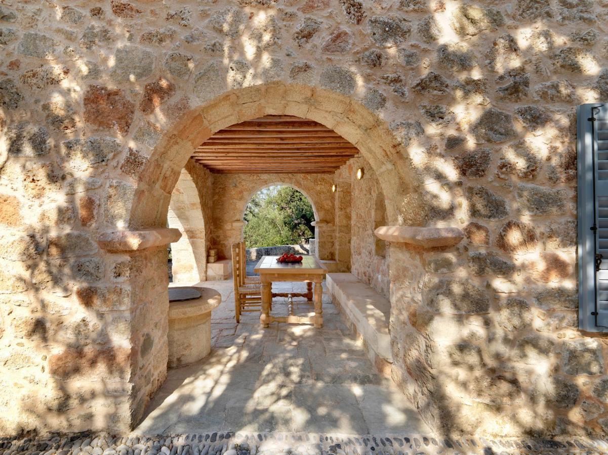 Bed and Breakfast Patrick & Joan Leigh Fermor House Kardhamili Exterior foto