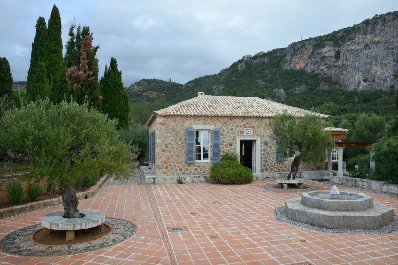 Bed and Breakfast Patrick & Joan Leigh Fermor House Kardhamili Exterior foto