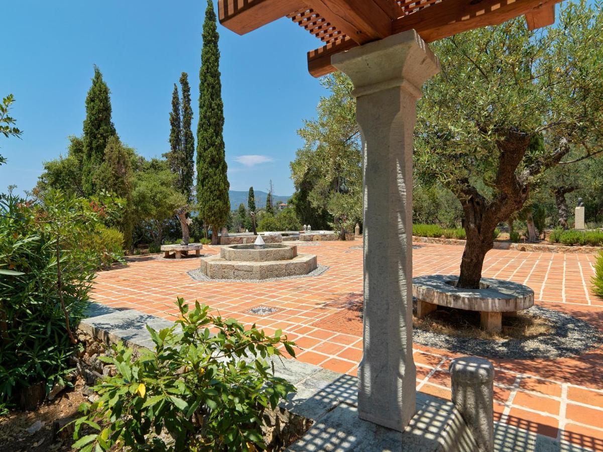Bed and Breakfast Patrick & Joan Leigh Fermor House Kardhamili Exterior foto