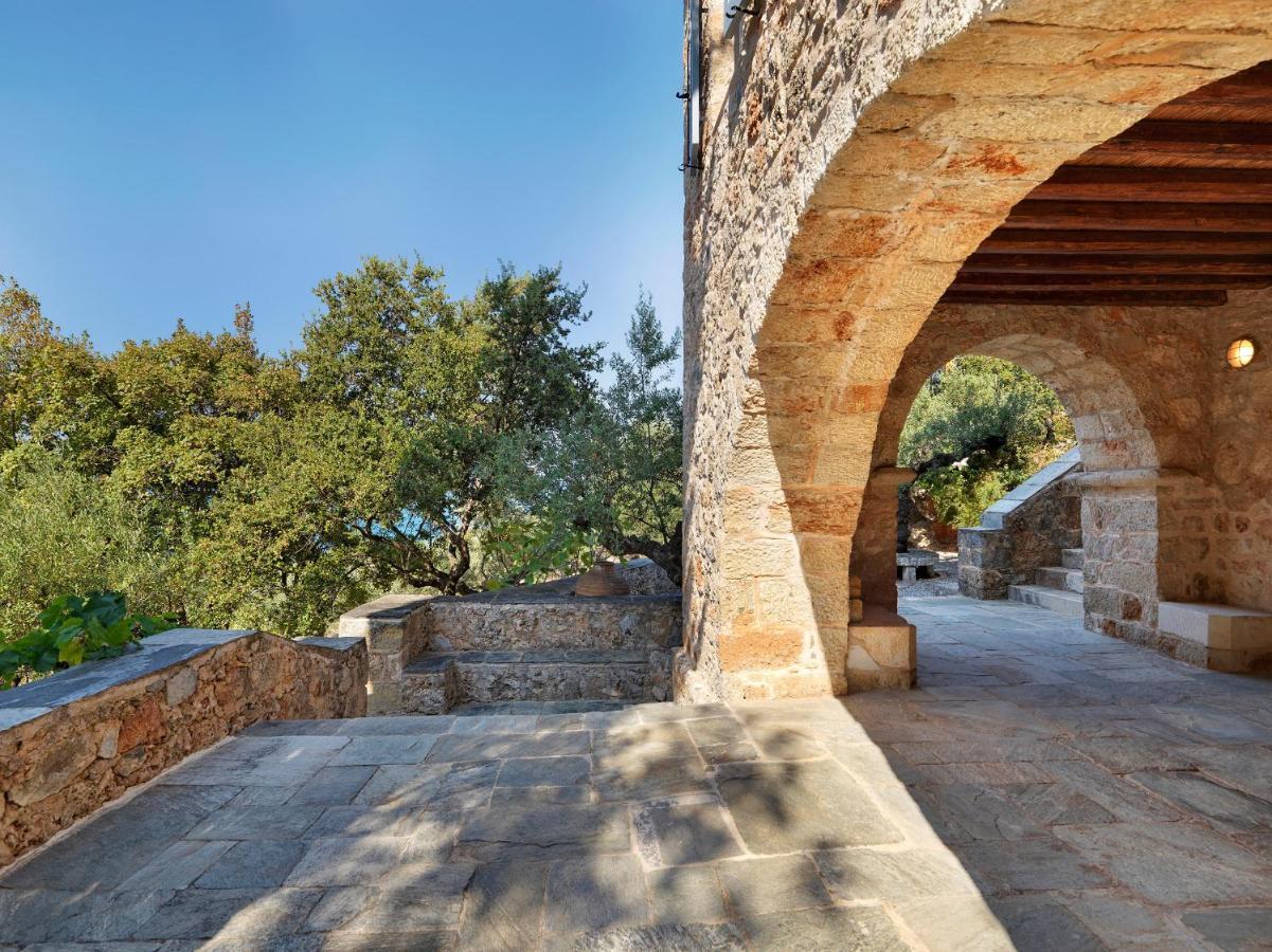Bed and Breakfast Patrick & Joan Leigh Fermor House Kardhamili Exterior foto